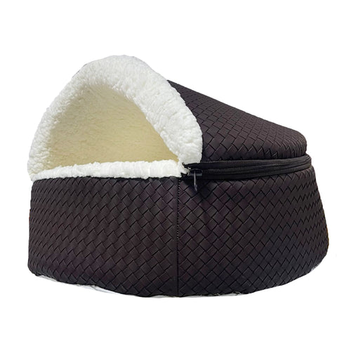 فرشة شكل كوخ جلد بني