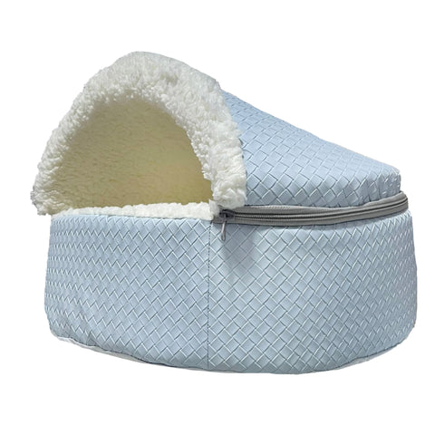 فرشة شكل كوخ جلد سماوي